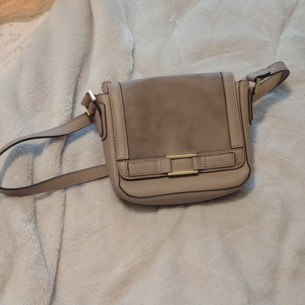 Small crossbody